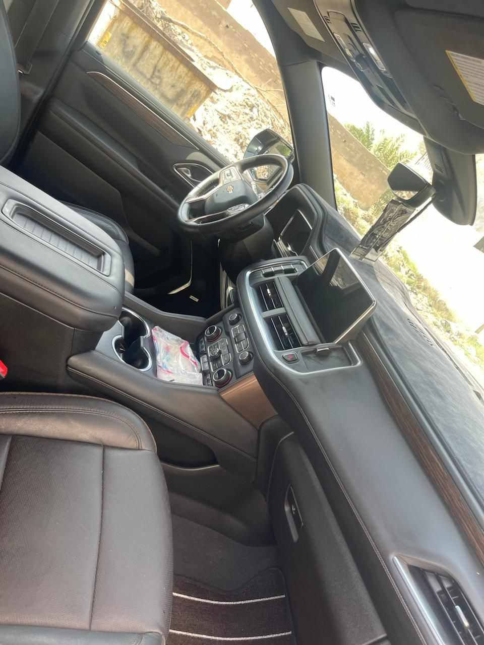 سلام عليكم لبيع تاهو موديل 22 كفاله عامه فول موصفات هاي كانتري مكاني بصره والشري يتصل ***********
