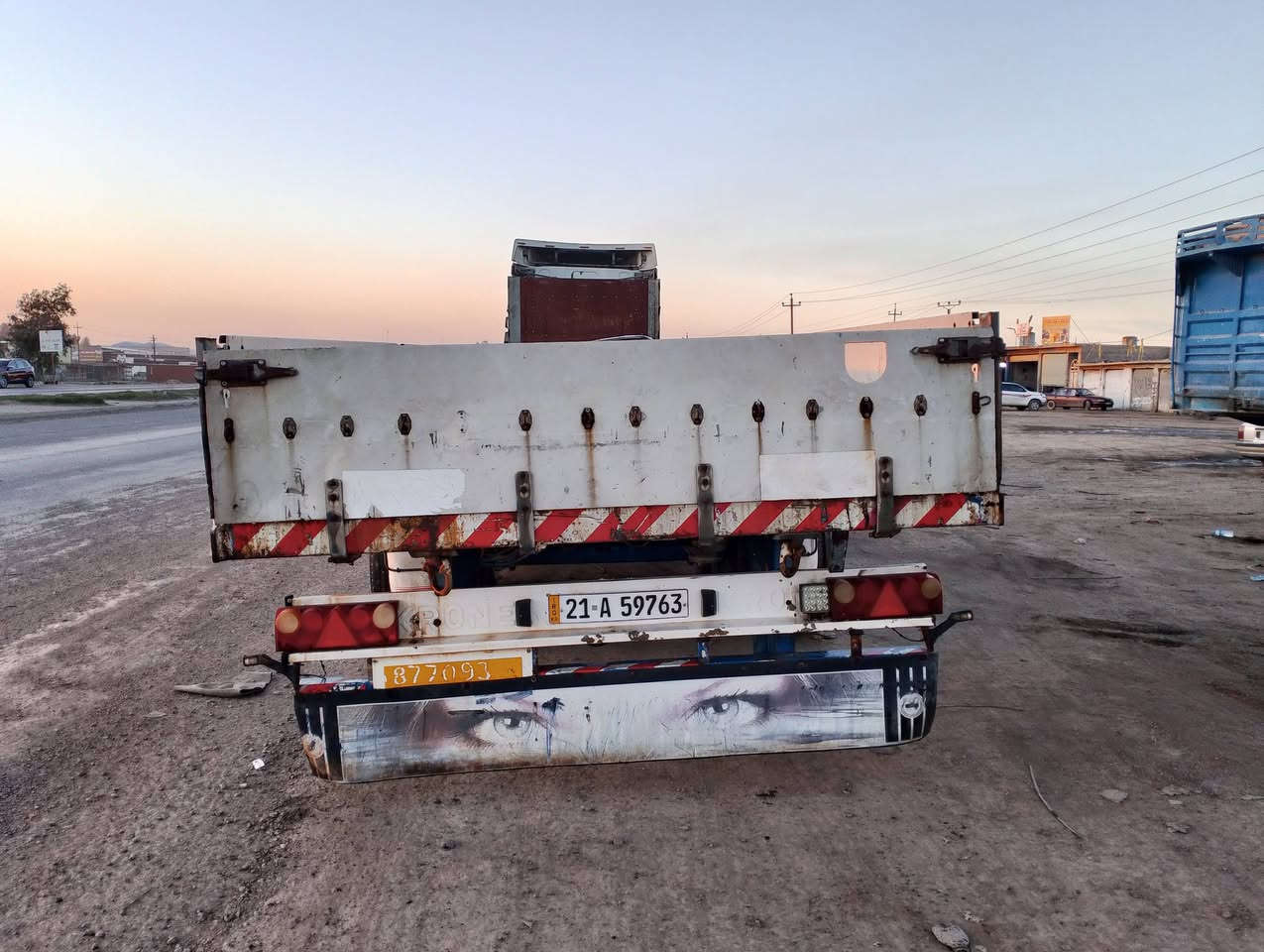 رينو للبيع موديل 2005 محرك جديد صار شهر شاده
فلات جواب متحركه 60سم سنويه 2029 مكان السياره كركوك سياره مكفوله شاصي قماره محرك
***********  ما متواجد ع الفيس
