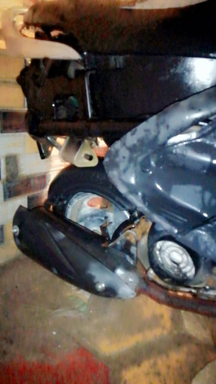 دراجه فراشة للبيع 200 
سلام عليكم دراجه فراشة للبيع كلشي مابيه المكينة ناعمة مابيه صوت تكا وحده تشتقل السعر 200 وبيه مجال مكاني البصره زبير ***********
