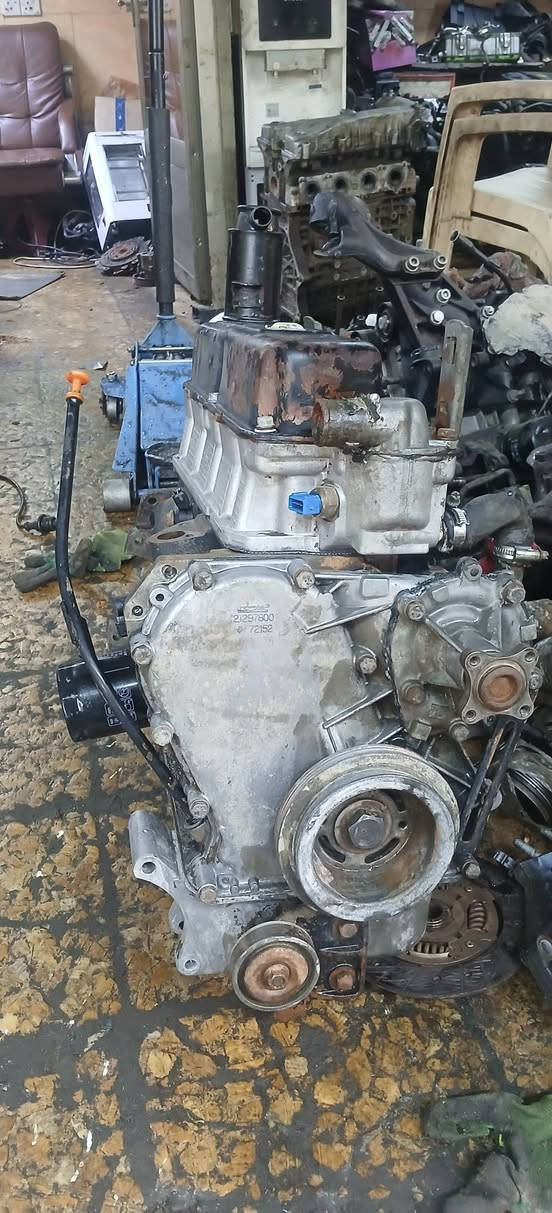 السلام عليكم
محلات الحاج راضي للبيع محرك بيجو روى نظيف جدأ وعلى الضمان ١٥  محرك بلادي نظيف مكفول العنوان بغداد الكراده الحي الصناعي قرب المحكمه محلات الحاج راضي الاتصال ***********امجد
