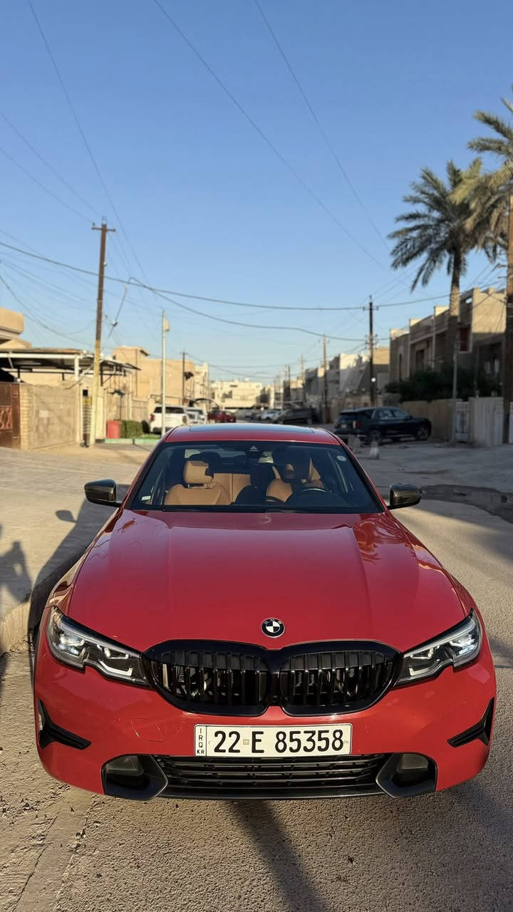BMW 330i  موديل2022  محرك 4 سلندر توين توربو رقم أربيل جديد فحص وهزة جديد باسمنا الشخصي

المواصفات
سلايت
بصمة تشغيل مع الأبواب
رادار أمامي وخلفي وجانبي
شاشة كبيرة
حساسات 360 درجة
كشن جلد مع هيتر
هاندبريك بصمة
إضاءة داخلية متعددة الالوان
لايت LED
ماشيه 29 ميل
باقي مواصفات BMW المعروفة
كولشي موضح بل صور 
بيها فقط كلير سونار موجود بل صور
السيارة جاهزة بدون أي مصرف
كفالة مكينة وكير وصدر
مكان السيارة بغداد/الامين الثانية/المعلمين
***********
