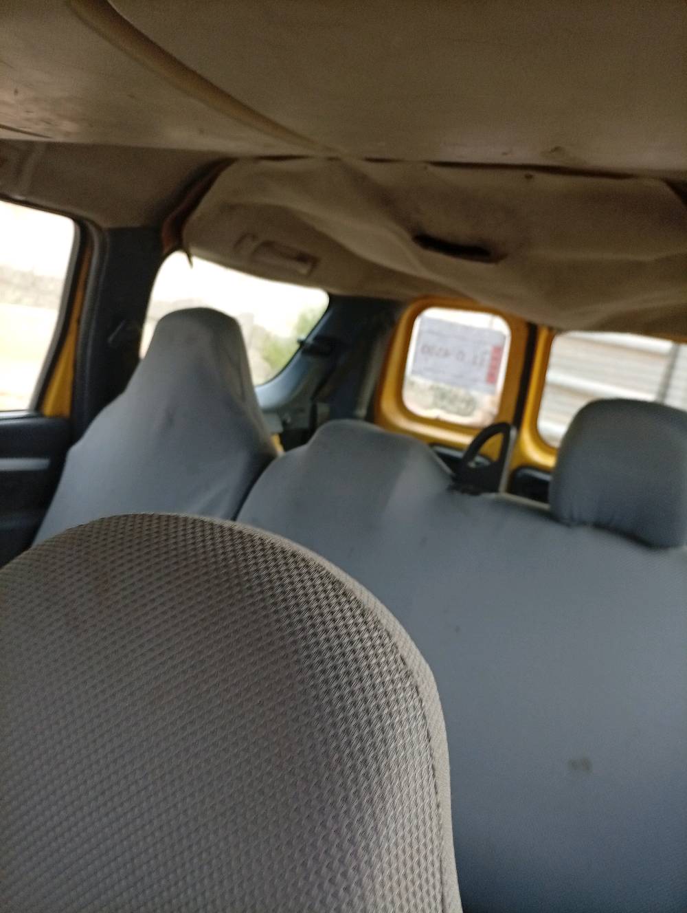 سلام عليكم رينو2010كيرمحرك خيرمن الله بيه طخطخات ظربه قويه مابيه تبريدنقص بواري وراديترصدره نص عمريرادله دوشمه 