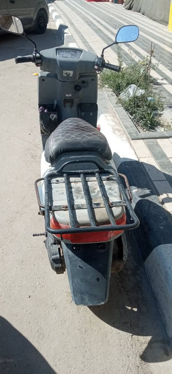 السلام عليكم.دراجه بيكم كله بلادي شغاله كهربائيات  مكاني مركز حله السعر ٣٠٠ وبيه مجال ***********
