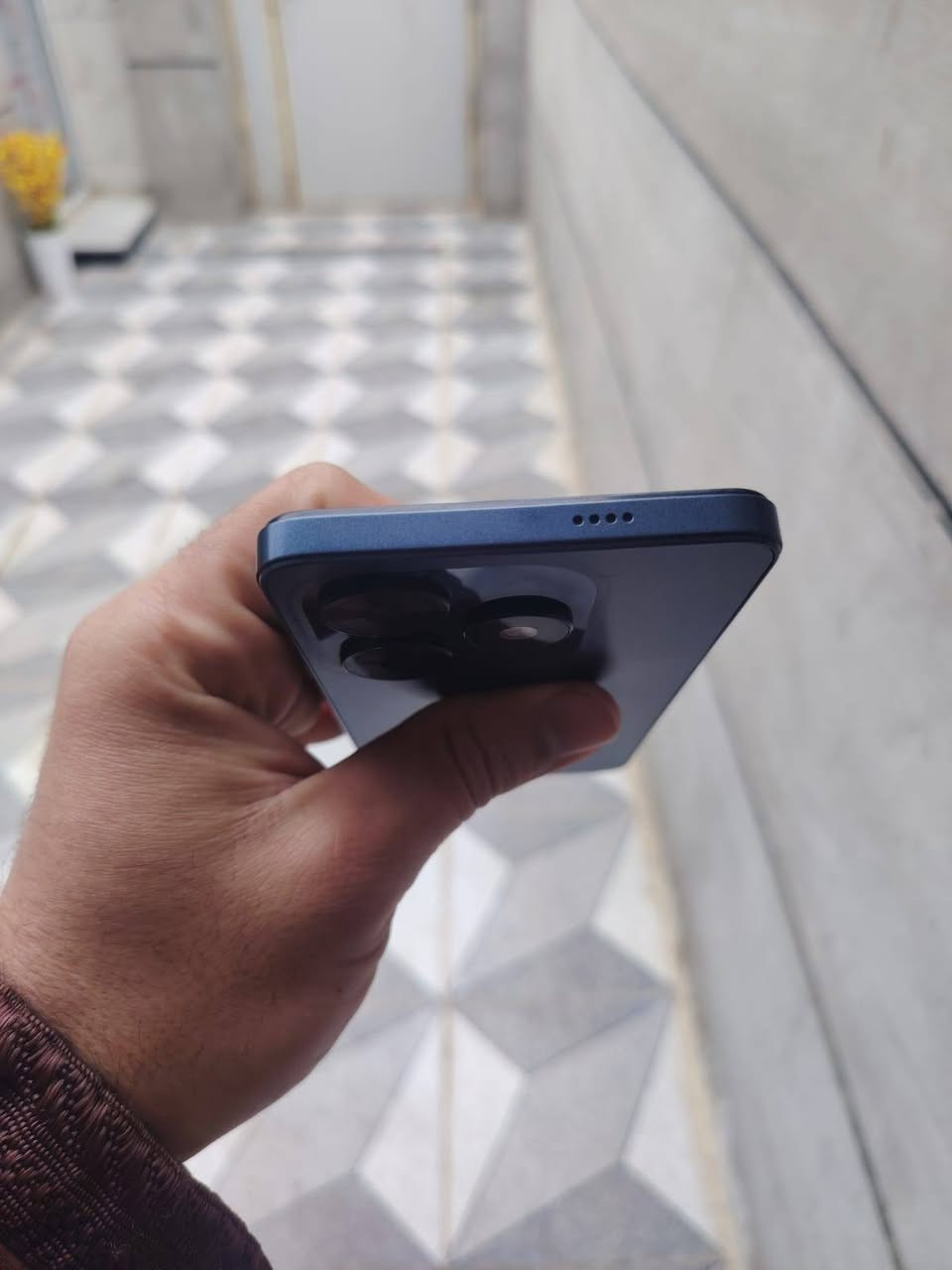 سلام عليكم 
جهاز تكنو سبارك كو 
لون اسود 
ذاكرة 128 
عشوائيه 4+4 دمج 
بطاريه 5000 ملي
سماعه دبل ستريو
جهاز نضيف بلادي ما بي شخط
عارضه ب 80 الف او مراوس و انطي فرق 
بغداد بلديات 
*********** بي واتساب
