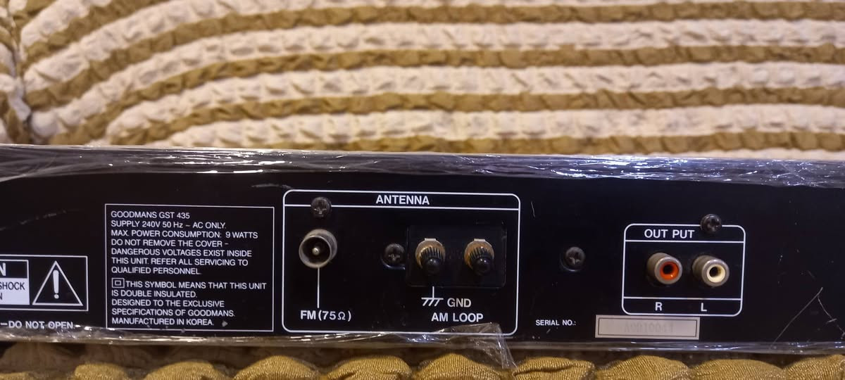 راديو ماركة كودمانز موجه طويله حجم لارج كهرباء ثلاث موجات كهرباء ٢٢٠ فولت..السعر ٢٥ الف توصيل ٥ آلاف جميع المحافظات.


**إذا كنت صاحب هذا الإعلان وتريد حذفه لأي سبب، رجاءا أرسل رسالة إلى الدعم الفني**