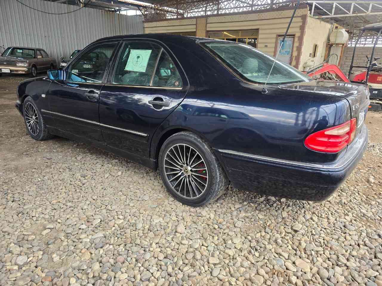 بيع مستعجل مارسدس ام عيون 1997 مكينه 6سلندر خراطيم حجم 320 جاهزه للاخير مال جناي مكفول من الضربه والخياس السعر 73 مكاني ناصرية سوق الشيوخ ***********
