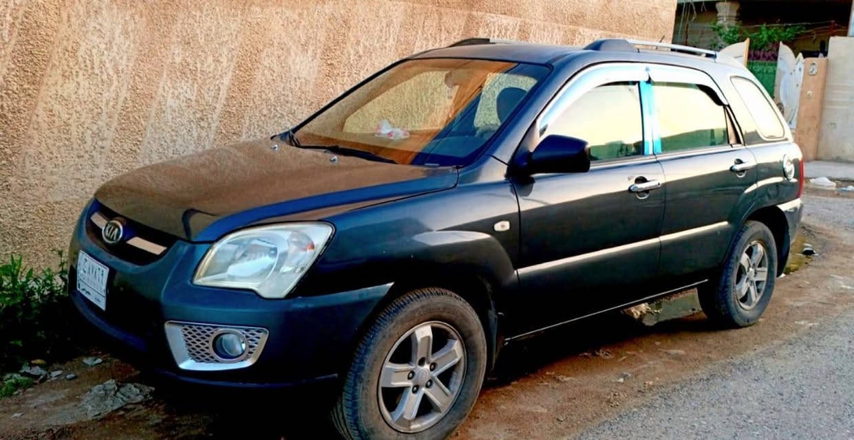 كيا سبورتج 2009
محرك ٦سلندر (2700)دوش
شاشه كبيره 
داخل نضيف جدا 
للمرواس او البيع 
السعر / ٩٠
وبيها مجال  
المكان/ قضاء بلد 
رقمي /***********
عزيز ابو انور ...
