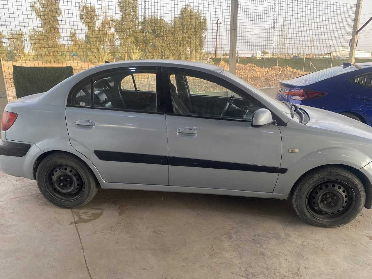 كيا ريو ٢٠٠٧ وارد امريكي
مكينه ١٦٠٠
بيهه جامرلغ بسيط حادثهه 
السياره مصبوغه كلهه جماليه
كير مكينه نشطات بس بيهه تنقيص المكينه
رقم بغداد دولي بسمنه 
هزه جديده
مكانهه ديالى بعقوبه 
سعرهه ٦٥ 
***********
