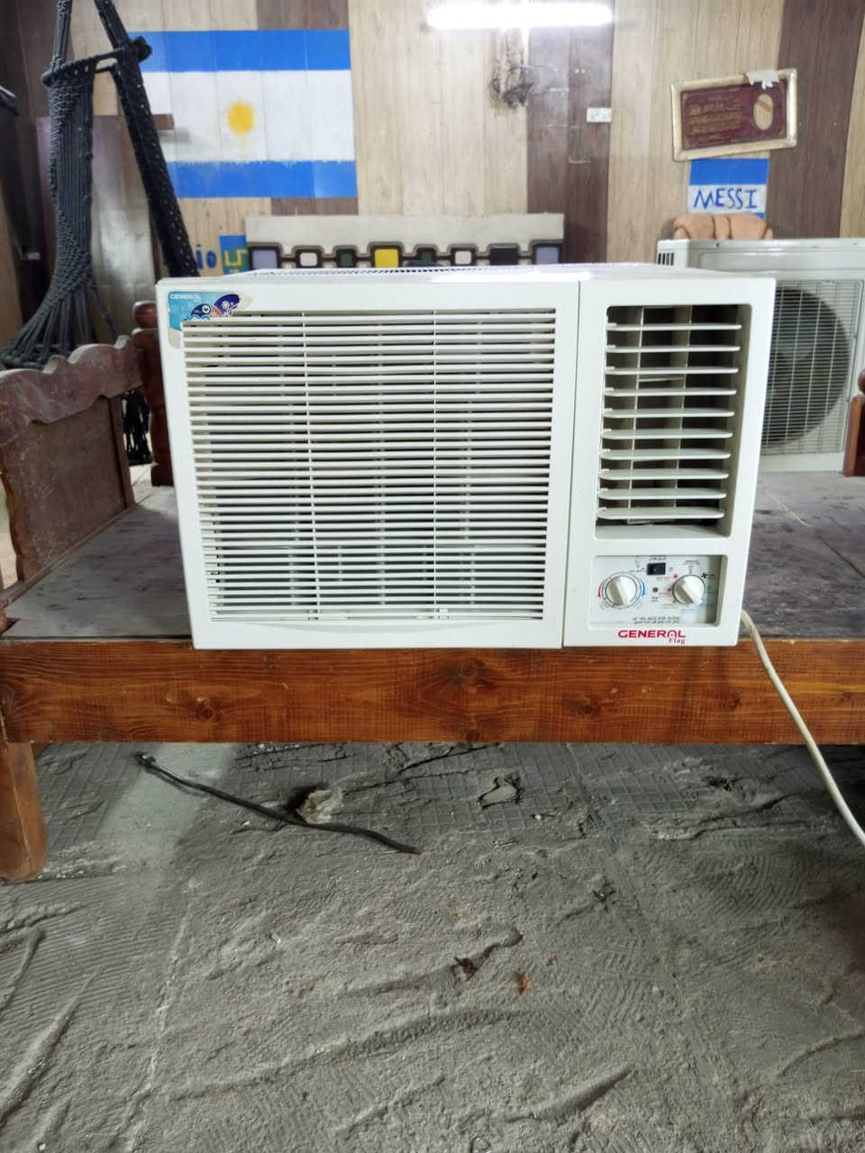 مكيفات اثنين نظيفات كلش عنوان بغداد حي الجهاد ***********
