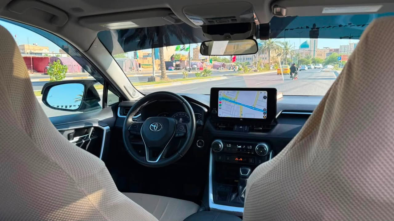 للببع راف فور 2023 RAV4, XLE ✅PREMIUM / راف فور
تويوتا رافور  مرقم كربلاء وكامل باسمي 

💯 السيارة بيع فقط 💯

السيارة فول موصفات  ١/١

السيارة ماشيه : 46000 km قابل للزياده

الضرر : كما موضح بالصوره(الباب مبدل اصلي وكاله واكو صبغ مقدار شبر من يم النرماده للتكمه ، الجاملغ نفسه وبي بارد شوي )    

حجم المحرك 4 سلندر (2.5L) بانزين فقط 
مواصفات XLE :
فتحة السقف ( سيلايت ) 
بصمة تشغيل
كشن كهرباء
صندوق كهربائي 
رادار أمامي
تحديد مسار
رادار جانبي (نقاط عمياء)
رادار خلفي
اوتو ستارت (Auto start)
اوتو ستوب(Auto Stop)
هاند بريك بصمة
اوتو هولد(Auto Hold)
تحكم وضعيات القيادة ECO,NORMAL,SPORT
مانع انزلاق+ABS
حساسات خلفية+كاميرا
تحكمات استيرن
اشاير بالمري 
لايتات زينون و عدسه 
بلاجكتور زينون 
تبريد قطعتين 
وبقية مواصفات XLE المعروفة
السعر 237$ ورقة و بيها مجال بسيط
مكان كربلاء 
تلفون  :***********
