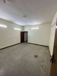 للايجار في السيديه ✔️ بيت مساحه 150 متر 🔶  يحتوي على كراج و 4 غرف نوم ...