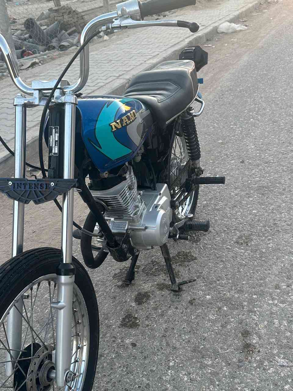 السلام عليكم دراجه للبيع شاصي 21 او تعمير 25 اوراق اصولي الدراجه مفتوحه ولفات السعر 700 او بيه مجال المكان دوانيه قضاء الشاميه ***********
