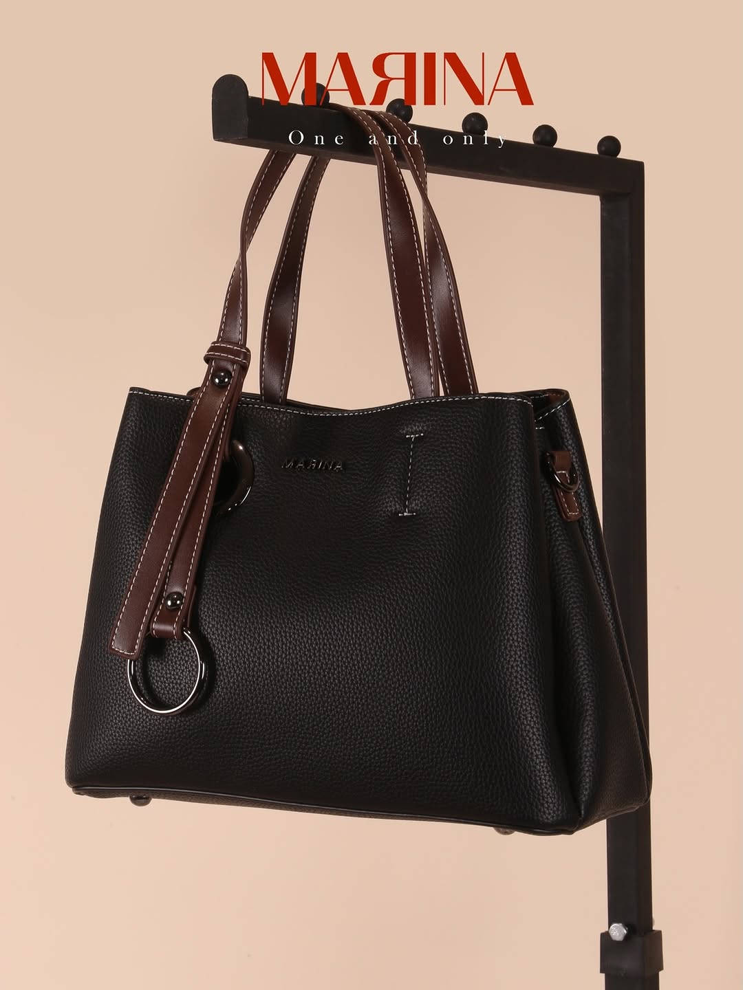MARINA..
توفر لكِ كولكشن من الحقائب 👜
 مصممه بأحدث الدزاينات ذات الكوالتي العالي 
قياسات الحقيبه 
ارتفاع20CM
عرض26CM
✨ القطع مضمونه وقابلة للتبديل إذا كان بها خلل مصنعي
متوفر توصيل بغداد وجميع المحافظات 
كلفة التوصيل 5000 
يمكنكم التواصل عن طريق  الرقم الخاص بالشركه :-7712
اختاري أناقتك من مارينا🌹⁩⁩⁩#اكسبلورexplore#المنصور14_رمضان#فلو#هاشتاك


**إذا كنت صاحب هذا الإعلان وتريد حذفه لأي سبب، رجاءا أرسل رسالة إلى الدعم الفني**