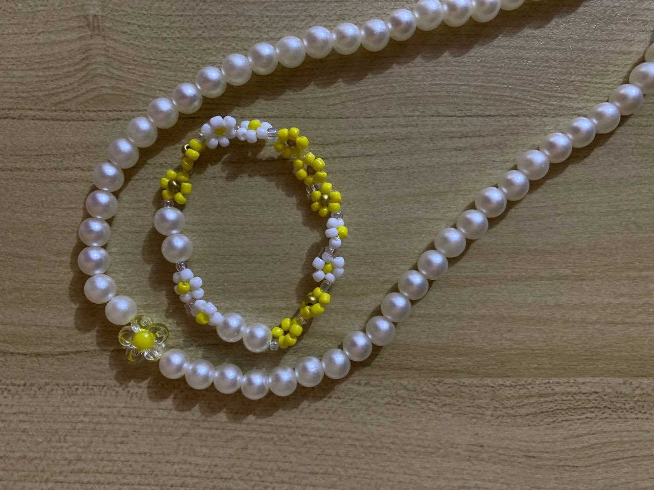 ميدالية حروف باللؤلؤ + قلادة +سوار 
متوفر باللون الابيض او الاسود 
شغلي حسب الطلب ❤️✨
#ميدالية #حروف #العراق #كروشيهcrochet


**إذا كنت صاحب هذا الإعلان وتريد حذفه لأي سبب، رجاءا أرسل رسالة إلى الدعم الفني**