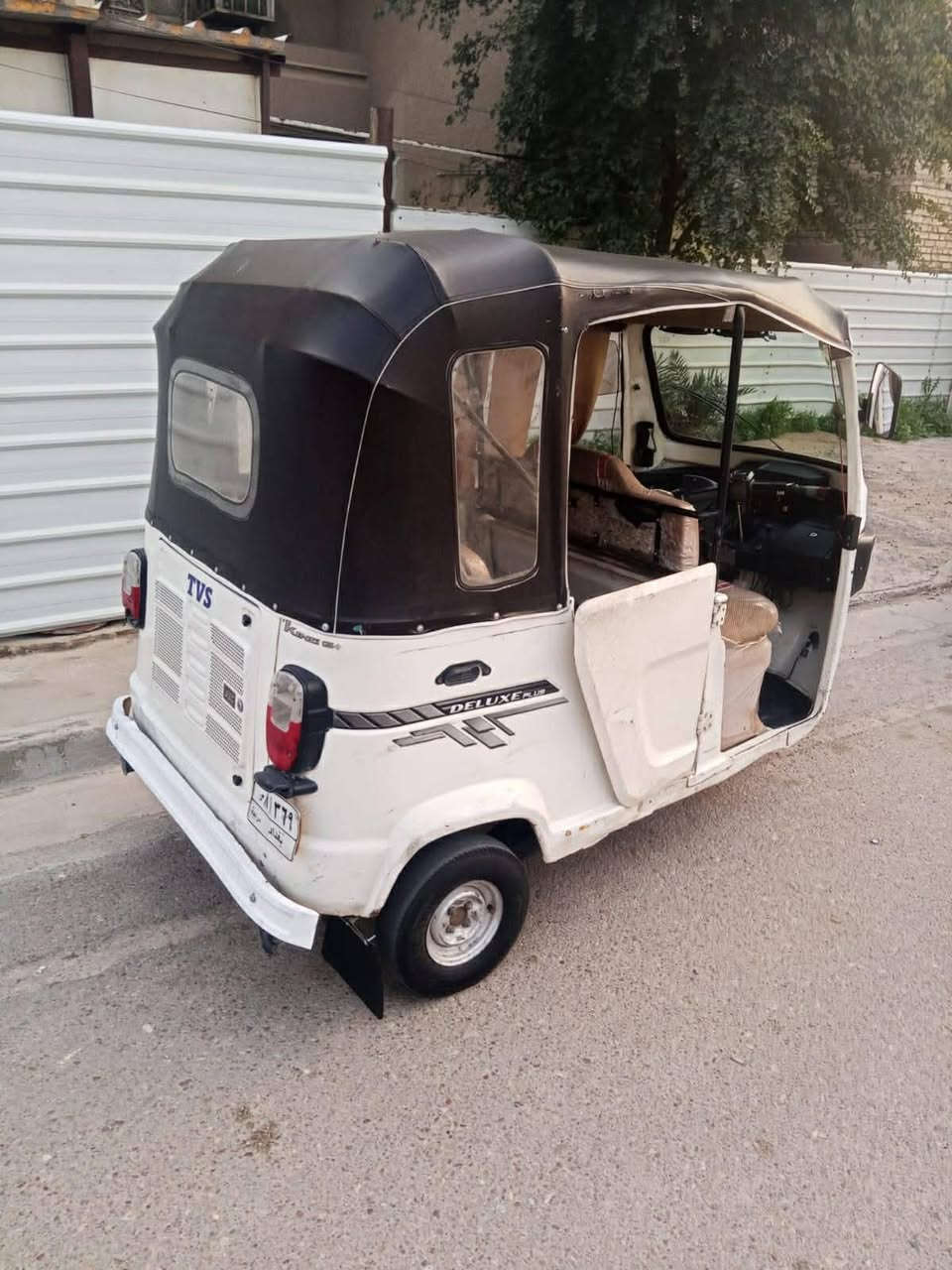 تي في اس للبيع 2021 مرقم وكامل ونضيفه مكاني بغداد حي الجهاد السعر 7 ملاين وبيه مجال
***********
