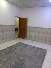 شارع المطار القديم • ١٠٠م • بناء طابوق