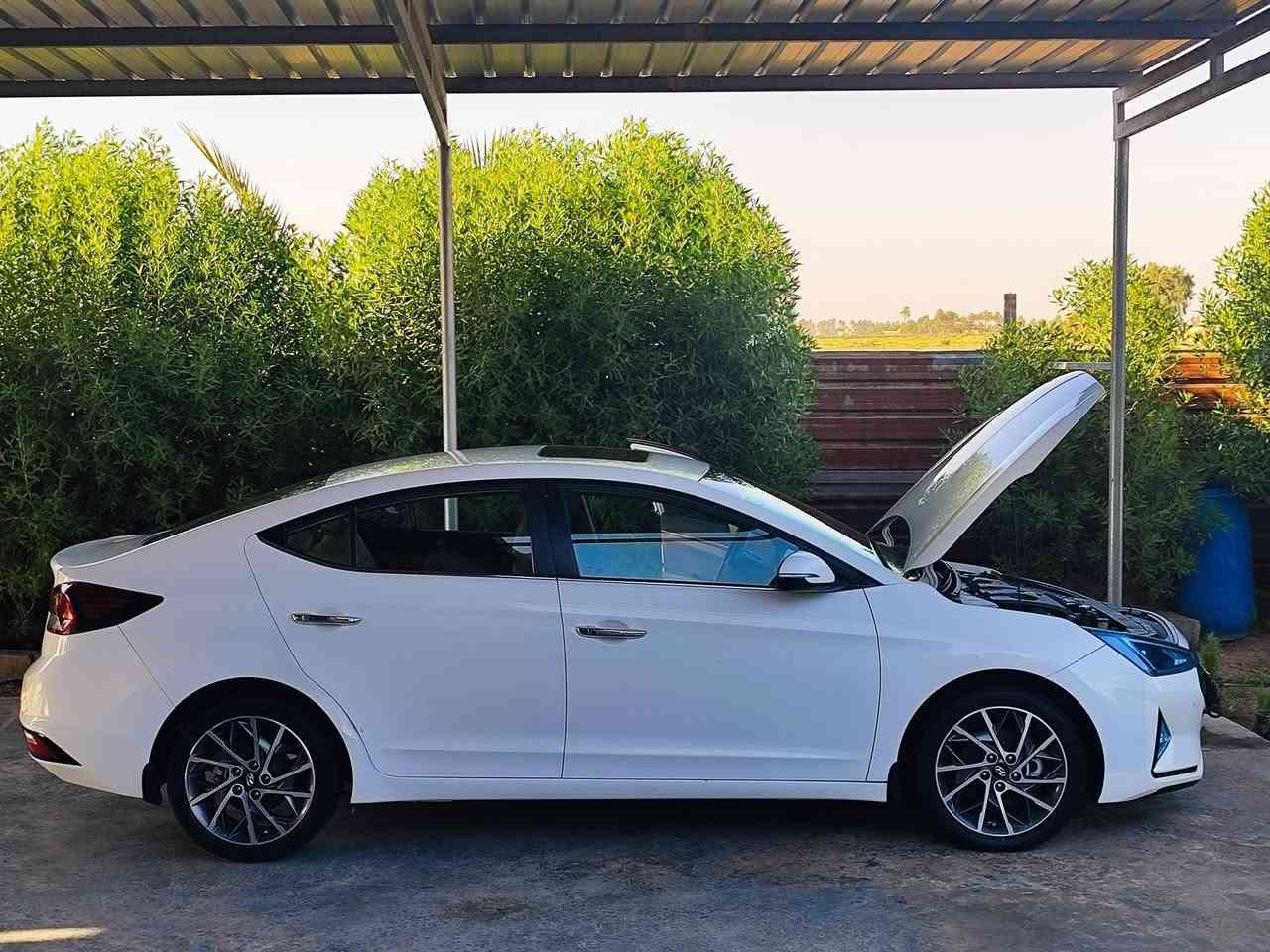 النترا 2020 خليجي
السيارة مال جناي مو بياع شراي 
النترا 2020 خليجي
رقم الانكليزي الجديد
محرك 2000cc دوش
اربع بصمات
الابواب الامامية 
والجنطة
 بصمة التشغيل
فتحة سقف
تحكم ستيرن جهتين
كامرة خلفية
شاشة داخليية
داريف مود
اربع مودات قيادة
ايكو
نورمال
سبورت
وS
اشاير بالمري
ارضية جلد
كشنات جلد
السيارة مكفولة من الدعامية لدعامية من: 
صبغ
معجون
ضربة 
ماعدة بارد بالهلال بالجاملغ الايمن خلف الصدر  وموضح بالصور السيارة حلوة ماشية 204 الف صح ماشية هواي بس محركها بي شلعة ونظافة ماموجد بالزيرو شرط تفتح قبق الدهن تمشط بالمحرك السيارة عليها ادامة كاملة من فيتبم نوزلات بلكات وايارات حدادة صدر كلة بحيث ما تصرف عليهة دينار سيارة مو عطلات وما تحتاجلها مصروف واقتصادية بالبانزين  الى درجة وبالخير عل ياخذها والتحويل ثاني يوم مباشر السيارة باسمي
 
مكان السيارة بغداد-المحمودية -ناحية اليوسفية 

السعر 167 وبيهة مجال بسيط
رقم الهاتف ***********

ملاحضة: جوة 160ما ابيع والشراي يتصل ولميعجبة يعبر
