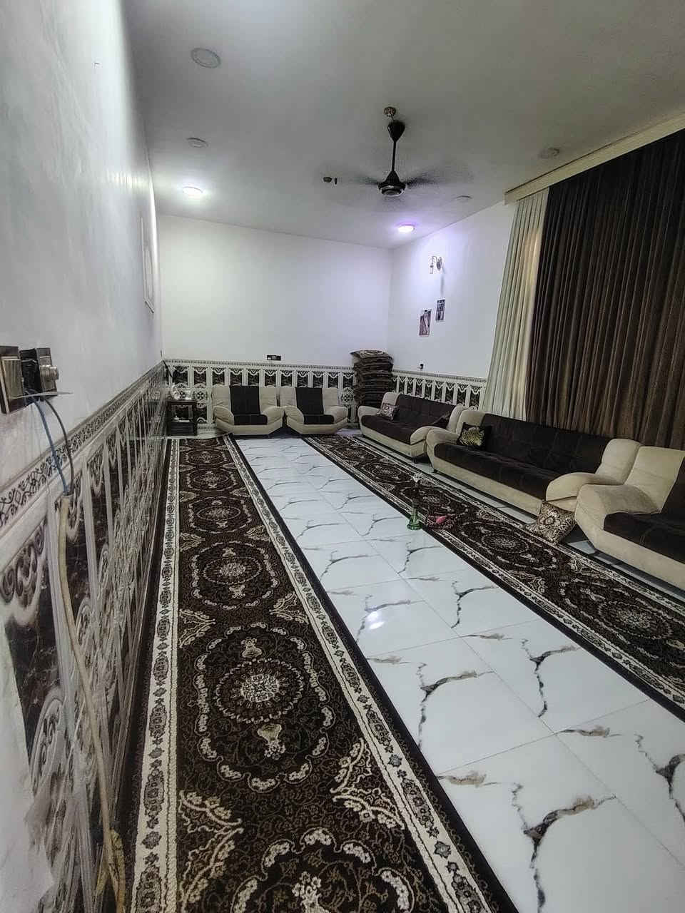 السلام عليكم
بيت للبيع طابو زراعي عقد ٢٥  مساحه ٤١٤ معا قطعه بناء حديث الموقع منطقت بغداد خلف الكفيل الاستفسار
***********
***********
