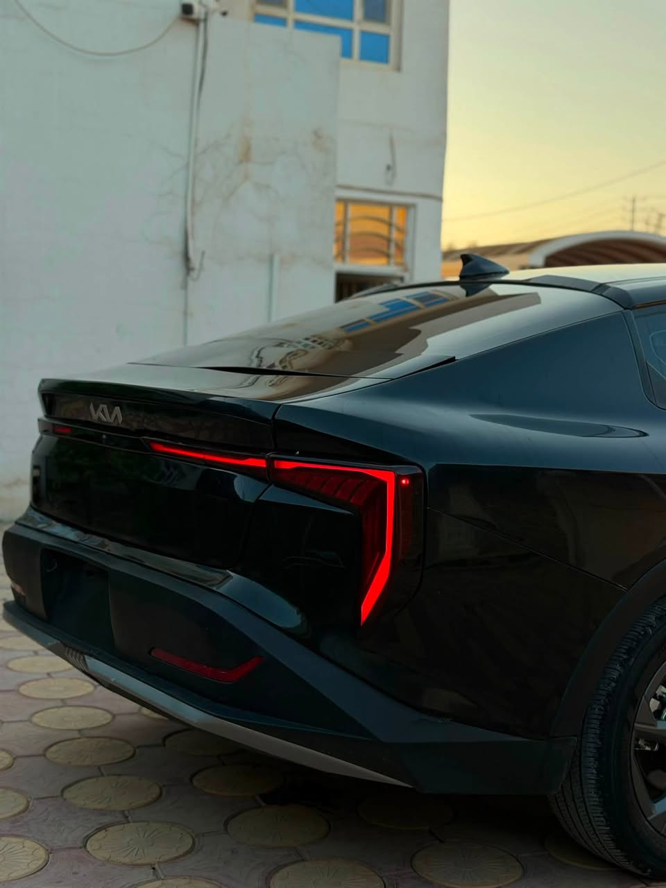 � للبيع Kia K4 EX موديل 2025 🚘
دخول جديد 

✨ سيارة بحالة ممتازة
🔹 دخول جديد
🔹 حادث خفيف جداً (شخط فقط) موضح بالصور
🔹 محرك 2000 CC DOHC
🔹 نظافة عالية وسعر منافس

📋 المواصفات:
✅ تشغيل بصمة
✅ دخول ذكي (Smart Key)
✅ شاشة حديثة تدعم Apple CarPlay
✅ شحن لاسلكي (Wireless Charger)
 Auto Hold ✅
✅ سايد بريك إلكتروني بصمة
✅ كاميرا 360 درجة (دوارة)
✅ رادار أمامي
✅ رادار خلفي
✅ رادار جانبي
✅ نظام تحديد المسار (Lane Keep Assist)
✅ وضعيات قيادة متعددة
✅ مصابيح زينون
✅ إنارة خلفية LED
✅ ويل قياس 17 إنج

للاستفسار الاتصال ***********
