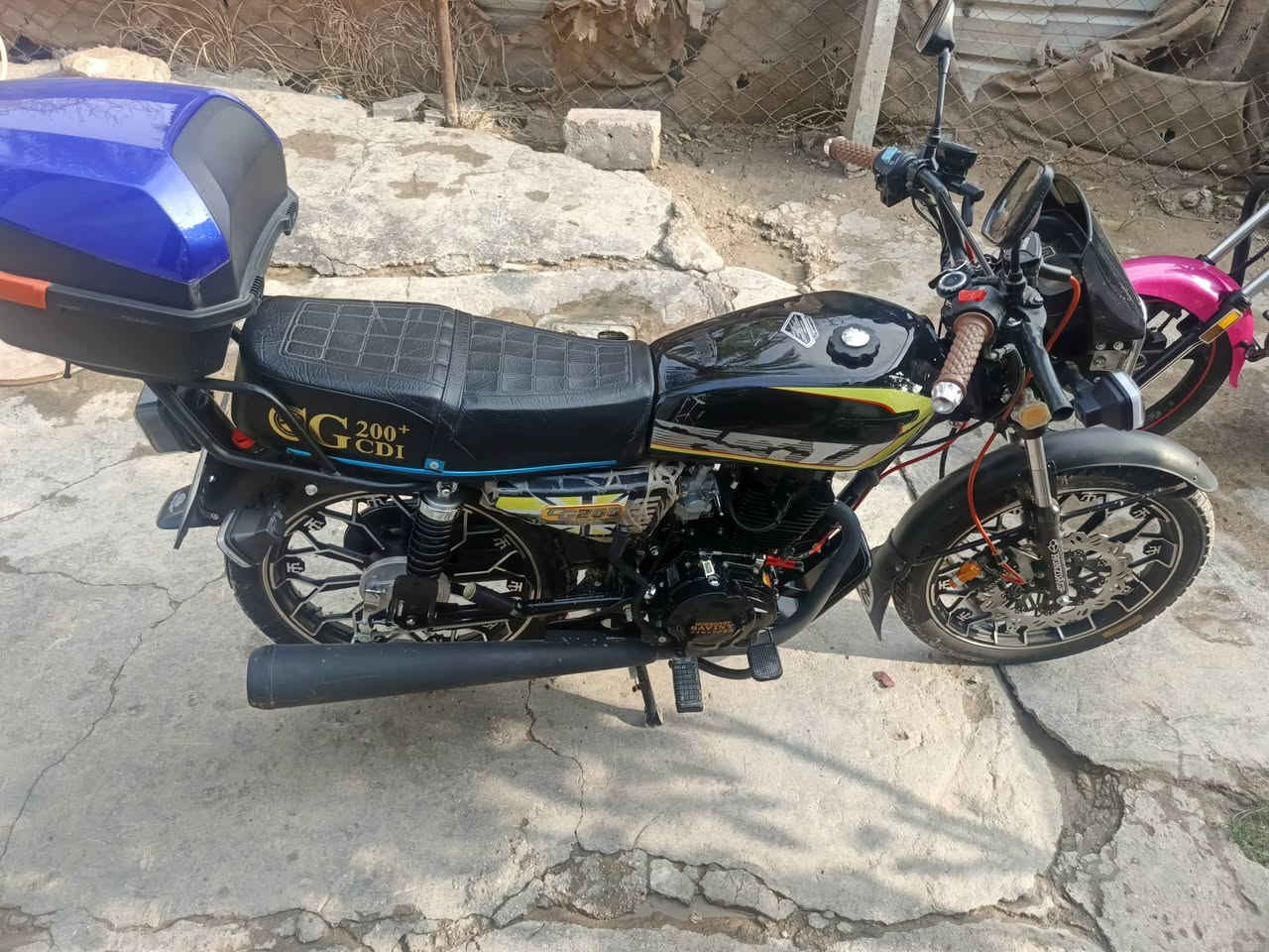 دراجه سيفان بريطاني لبيع السعر خاص
عنواني حله طهمازيه
***********
