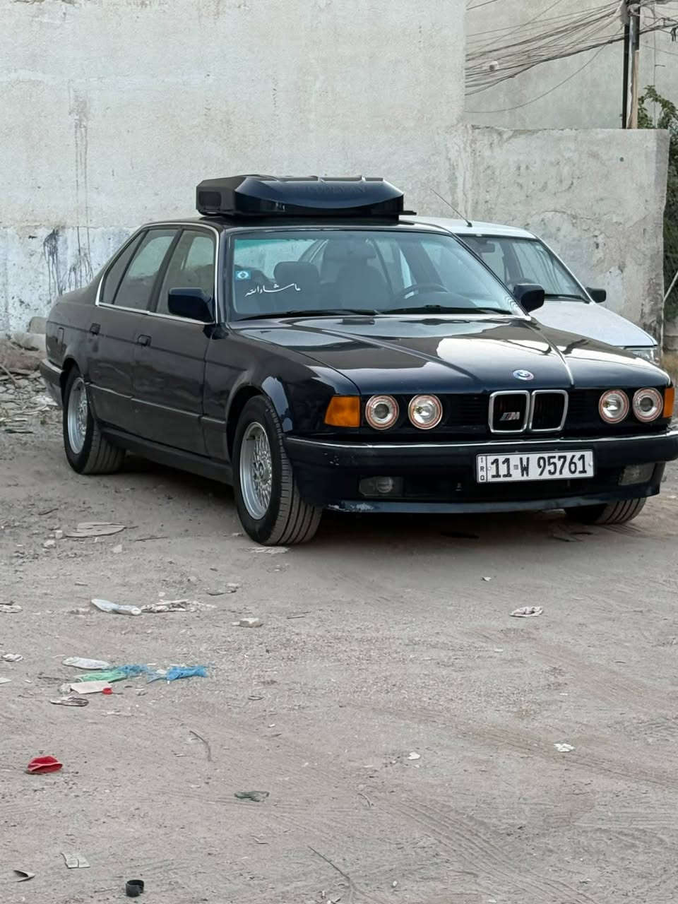 سلام عليكم bmw 730 رقم بغداد باسمي كير مكينه حداديه خلفية واماميه كلها كفاله تبريد خارجي سبلت بل سقف ثلج تشغيل عن بعد قفل مركز جام اوتو ويه القفل فلاشر بيها منضومه زنون بيها 
سستم سماعات برغي مابيها نقص ترايك وين ميعجبك  غرفتها بلاديه مصبوغه عام جماليه بدون حادث بدون ضربه 
عنوان بغداد كاظميه  سعر 65 وبيها مجال 
***********_ ***********
