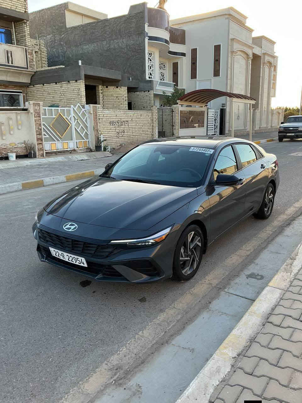 السلام عليكم
هونداي النترا للبيع موديل 2025 رقم اربيل الجديد 
لون اسمنتي  دخول جديد  الحادث صبغ بنيد نفسه مصلح  بدون دواخل بدون ارباك
المواصفات 
بصمه + بصمه ابواب 
تشغيل عن بعد + داخل اسود بلاك 
شاشه الكتروني 
لد نهاري + لايت زنون 
فول تحكم استيرن
ثلاث انظمه قياده
السياره ماشيه 8 الف فقط السياره زيرو
رادار امامي مع رادار جانبي 
ويل كب توقف ذاتي عنده الاقتراب 
محرك 2000 دوش بانزين فقط
وباقي المواصفات المعروفه 
مكان السياره بغداد 
الهاتف ***********/***********
