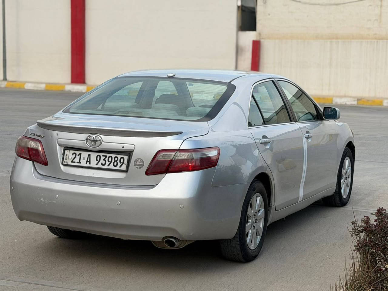 تويوتا كامري موديل 2009 امريكي V6
سنوية رقم جديد لحد 2027 شرط تحويل غرامات
گير محرك بشرط 
سيارا 3 قطع صبغ بدون دواخل بدون ضرر
منضومة غاز ايطالي  شرط

سعرها 85$ بي مجال قليل
مكاني كركوك
رقم موبايل *********** كركوك, العراق
