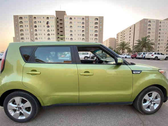 السلام عليكم مكلف بالنشر للبيع فقط 
كيا صول ٢٠١٩ امريكي محرك ١٦٠٠ gdi نص فول سيارة جديدة وجاهزه مابيها اي نقص ماشيه ٨٠ الف 
(( حادثها كلش بسيط تعتبر كلين دعامية فقط وبيها صبغ بحافة البنيد بدون اي دواخل بدون ايرباك )) سيارة جديدة مكان سيارة بسماية السعر ١٢٢ ورقة 
اتصال *********** اخوان مكلف بالنشر اتصال فقط بغداد
