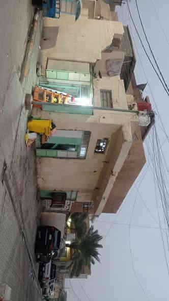 بيت للبيع في داموك الحقوقيين ركن على شارع 10 وفرع 6 يحتوي على مشتملين ومحل  مساحته 208 نزال 16واجهيه 13ونص  للاستفسار ***********
