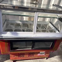 عارضة مقبلات • وسط • بيها مجال