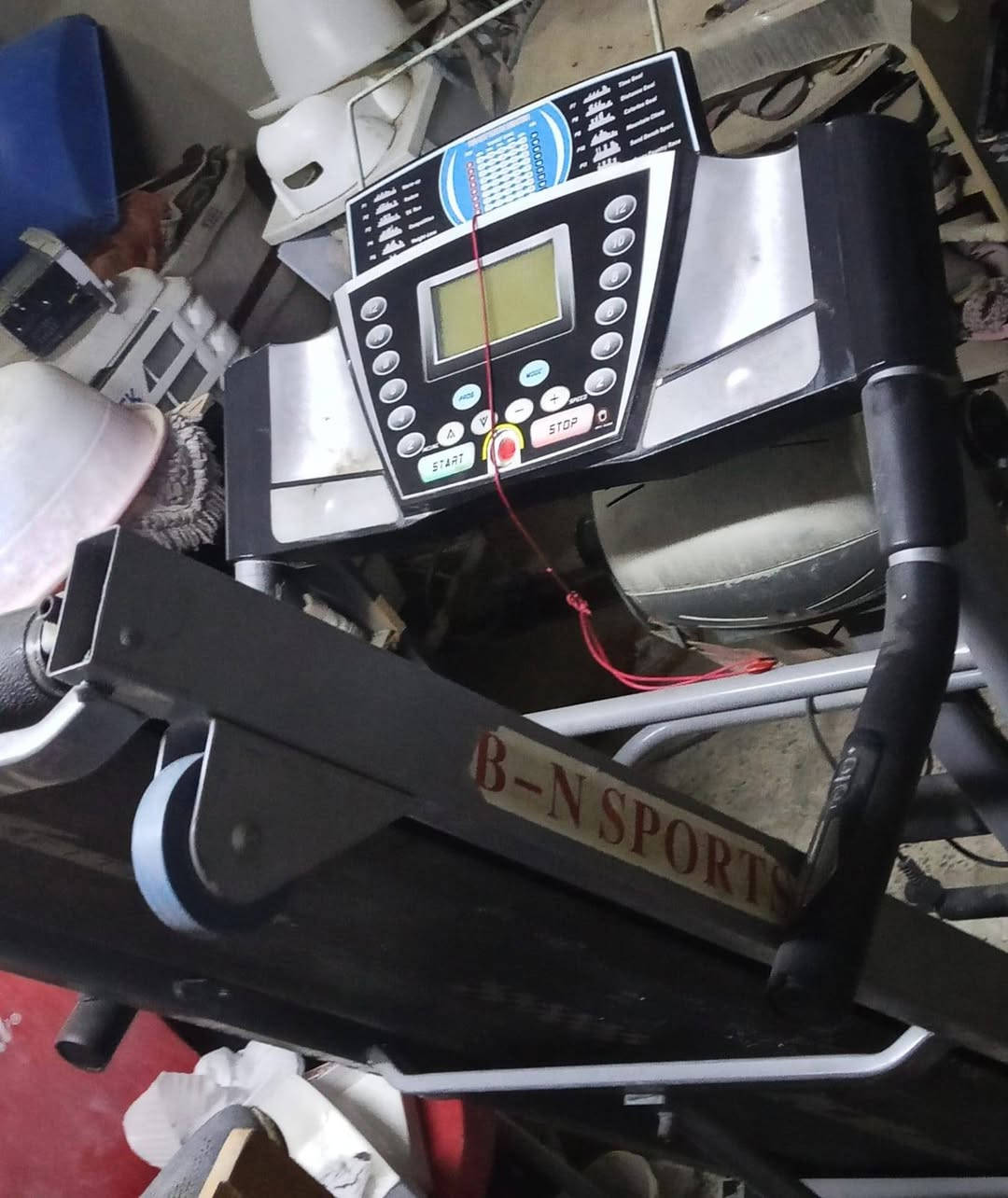 السلام عليكم اخواني متاحات غراض بيت للبيع ومستعمل نظيف اغلبيتهن كلشي وسعره الشراي يتصل ويدلل مكاني كركوك تسعين ***********
