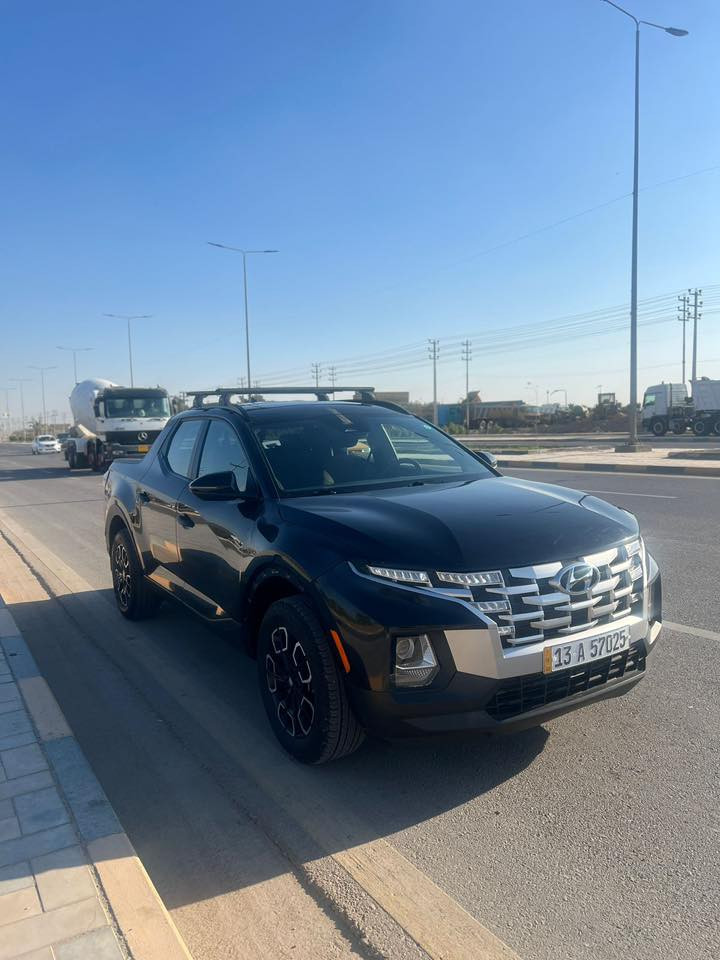 🚗 للبيع: هيونداي سانتا كروز 2023
📍 مكان السيارة: ميسان
📞 للتواصل: ***********

📊 المسافة المقطوعة:50 كيلومتر
🛠️ المحرك: 4 سلندر – 2500cc

⚙️ المواصفات:
• فتحة سقف
• بصمة عدد 2
• مقعد السائق كهربائي
• ويل كب
• رادارات 360
• 
• لايتات LED
• لايتات زينون
• إشارات على المرايا
• تحكم ستيرن جهتين
• كاميرات 360
• شحن لاسلكي
• هاندبريك بصمة
• هيترات بالمقاعد

⚠️ أضرار السيارة:
• وارد أمريكي
• ضرر ضربة بالبجم (موضح بالصور المرفقة)
• جميع الوسائد الهوائية سليمه فقط الستيرن

📌 تفاصيل إضافية:
• رقم السيارة: جديد بسمي 
• 
• لون السيارة:  اسود
