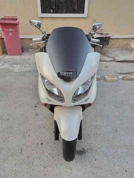 يا اللة دراجة فورزة 9/0 لون ابيض صدفي بك لايت كرستال المسافة المقطوعة 19 الف حقيقي 7كير 4 تحويلات نضام سبورت بصمات عدد 2 مع سويج طوارى ستان حساس كلوب جنطة قطعة في حالة الوكالة قطعة بل كارتون  مكاني الغزالية الشراي يتصل رجاء *********** موجود فديو للتوضيح يوجد توصيل الئ جميع المحافضات
