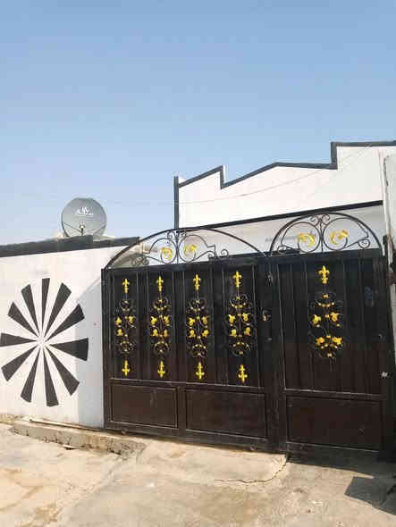 بيت 100متر  مكان فيلق وره مخزن زانا للبيع السعر 25او بيه مجال اتصال على الرقم ***********
