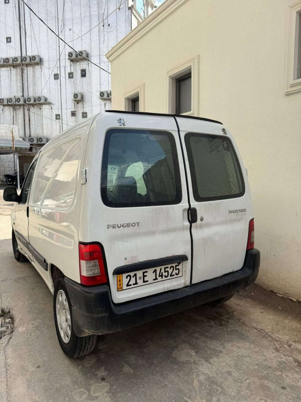 سياره بيجو براد موديل ٢٠١١
السعر 75$

العنوان كركوك  صاحبها كركوك سياره مكفوله سرقه


**إذا كنت صاحب هذا الإعلان وتريد حذفه لأي سبب، رجاءا أرسل رسالة إلى الدعم الفني**