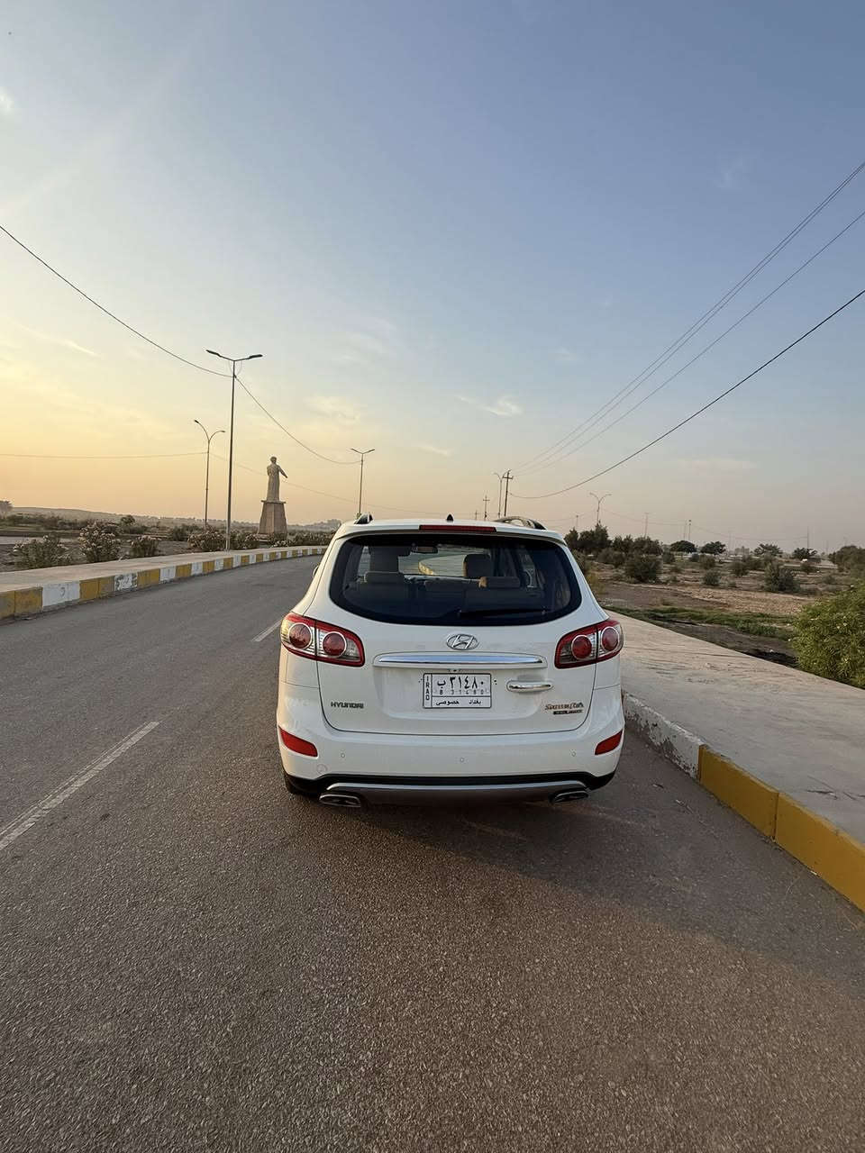 سنتافي 2012 خليجي فول مواصفات 6سلندر 
رقم بغداد فقط الي بالسونا ماشية118حقيقي. السعر 174 وبيه مجال قليل 
مكان السيارة الحله بابل 
هـ ‭0783 863 5978‬
