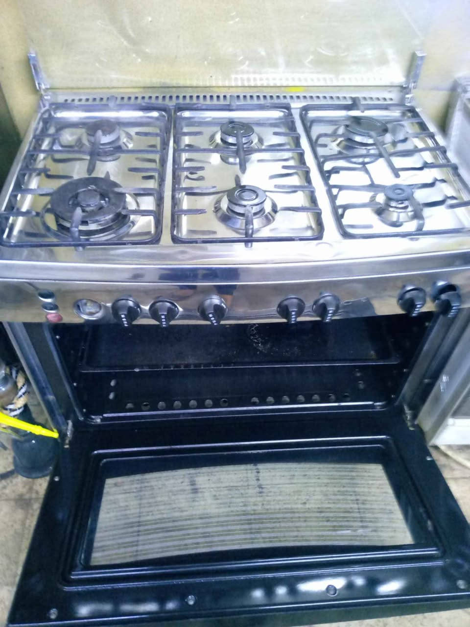 طباخ ايطالي 6 عيون سعر ٢٧٠ توصيل داخل بغداد واطراف كربلاء, العراق


**إذا كنت صاحب هذا الإعلان وتريد حذفه لأي سبب، رجاءا أرسل رسالة إلى الدعم الفني**