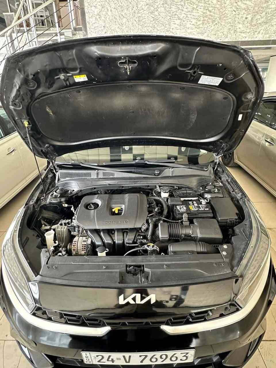 ✅سلام وعليكم
✅كيا فورتي موديل 2022

✅ ماشي 56 الف مايل    

✅سيارة مرقمه دهوك و بسمي 

✅سيارة ضرر جاملغ امامي جها سكن و حافت بوليند بدون دواخل  و بيها ثلاث قطع كلير امريكي بدون ضرر 

✅مواصفات 
✅تحكم استيرن جهتين
✅كروز سرعة
✅تحديد مسار
✅ايقاف ذاتي 
✅رادار امامي وخلفي 
✅ويل كب 
✅حساس تاير
✅شاشة كبيره تدعم كار بلي واير ليس 
✅كامره دواره 

✅محرك 2000 دوش 
✅سرعة ثلاث وضعيات قياده 
 
✅بعد بيها مواصفات هواية 

✅مكان سيارة دهوك افروستي 

✅للاستفسار اتصل على ارقام تاليه

***********✅

***********✅
