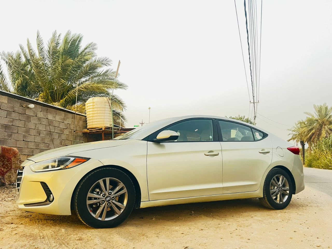 السلام عليكم. 
النتره موديل 2017 
حادث جاملغ وبنيد 
بدون دواخل مكينه
وكير مكفولة صدر حداديه
منضومه تبريد جديده 
رقم ذي قار ب اسمي 
السعر 113 وبيها مجال 
مكان سياره المسيب 
  
***********
