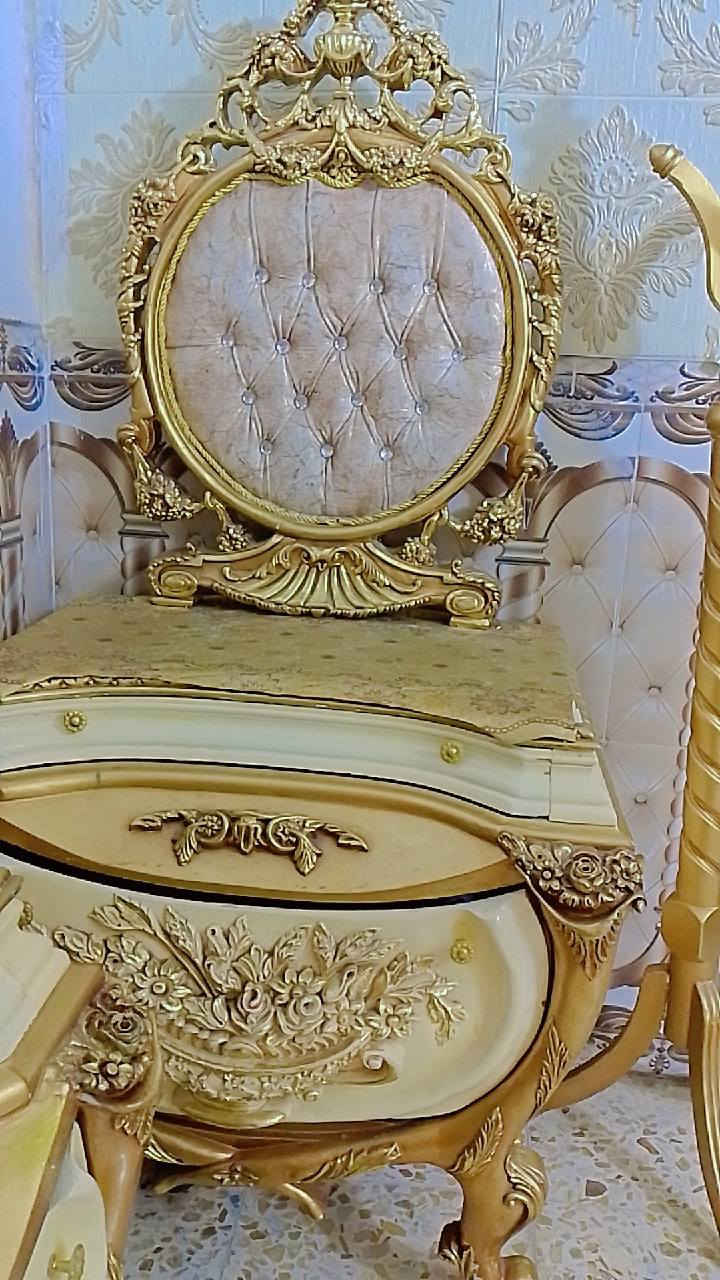 غرفة نوم زان مصري  ثمانية قطع 
بعدهي جديده  للبيع  السعر مليون ونص 
وبيه مجال 
الاتصال أو مراسلة واتساب 
‏‪***********‬‏
