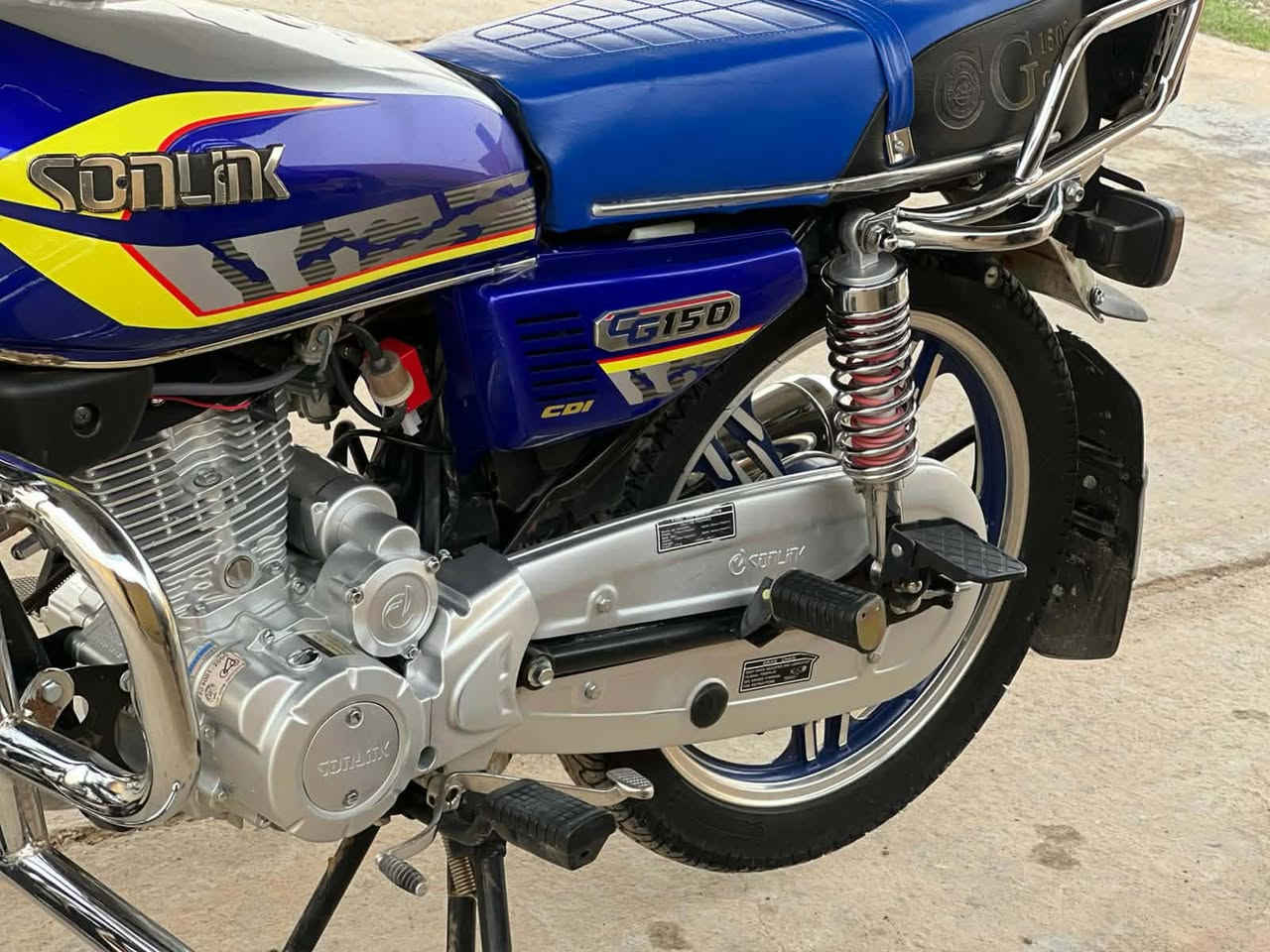 ادمن حب سلام عليكم ًدراجه لبيع موديل 24نضافه نشاط خير من الله شراي يجي خاص مكان العبيدي 
ستفسار عل رقم ***********
سعر 775 بي مجال قليل 
🤍
