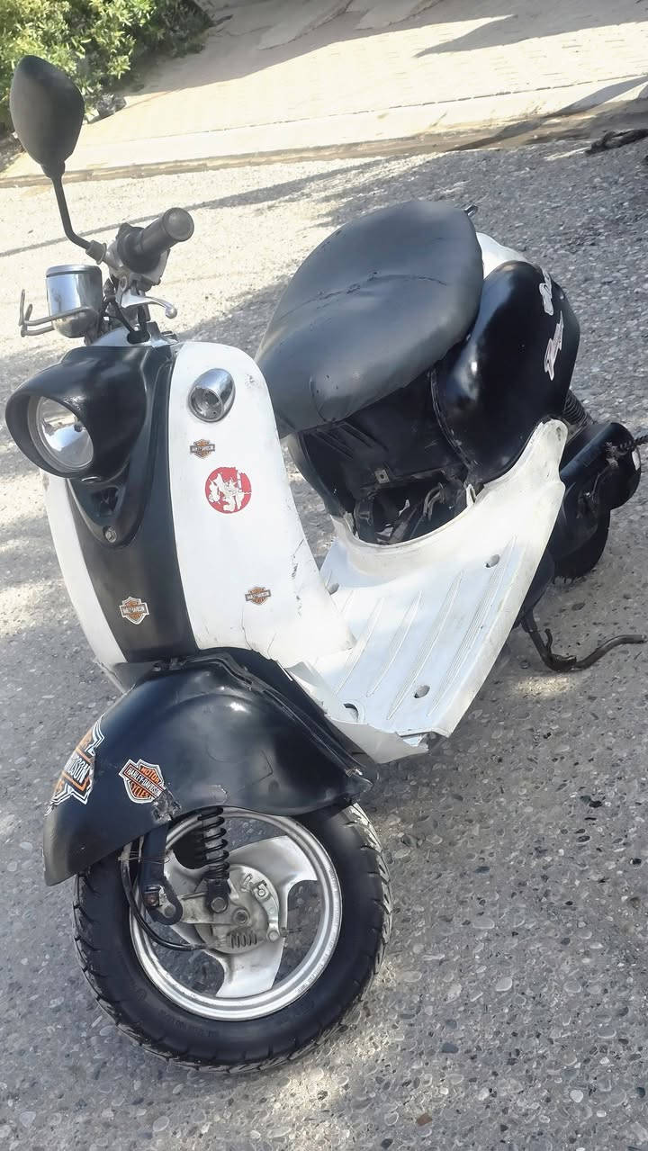 للبيع ..
عبد الحليم 
شغال 
(هندر واحد )مابي اي عيب
السعر.150 وبي مجال
الاتصال على الرقم ***********
واتساب.***********
