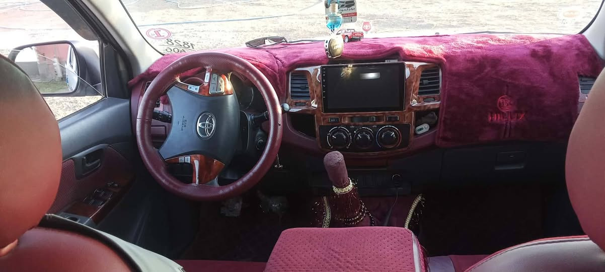 سلام عليكم.
للبيع تيوتا بيك اب دبل مديل 2013 وارد خليجي رقم سليمانية 
على وضع الشركة بلادي 
محرك كير اكسل شرط 
ماشية 195 حقيقي 
السعر 212 بي مجال بسيط
العنوان القائم 
***********
