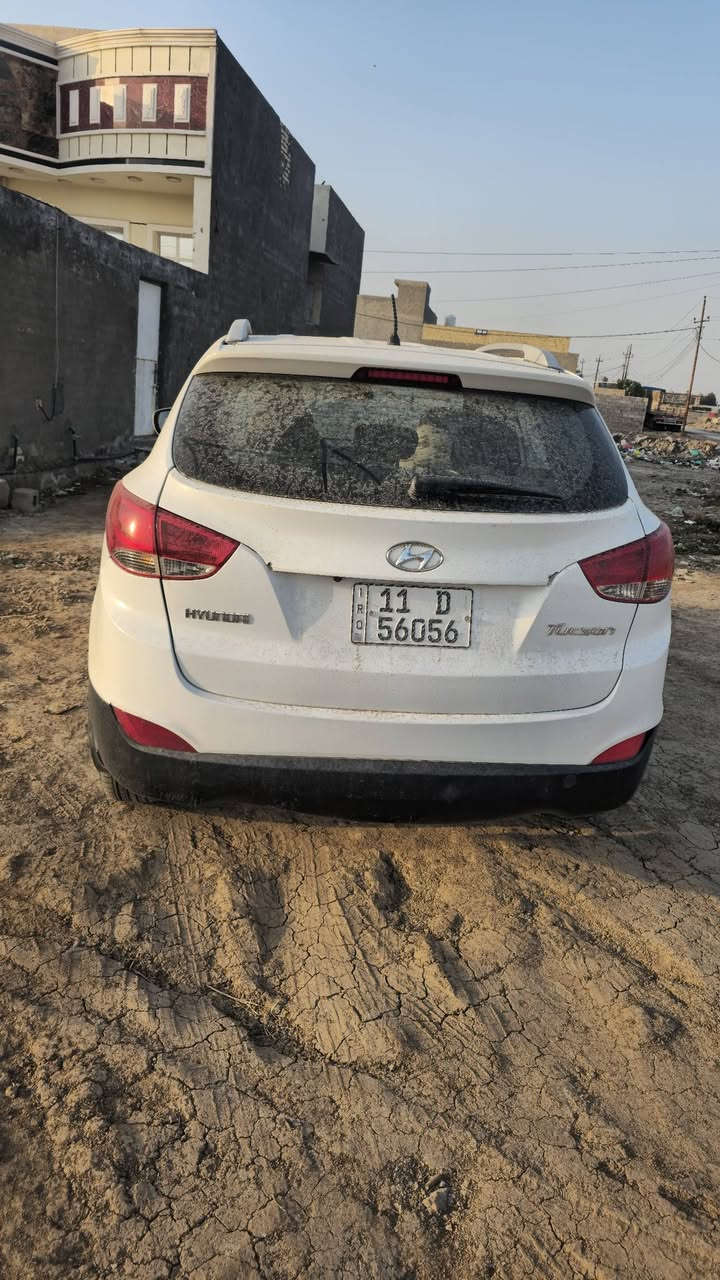 سلام عليكم توكسان 2013 بيها باببين صبغ سيارة سياره جاهزه مكينة مامفتوحه ابد رقم وسنوية جديدة  السعر 135
مكان بغداد رقم للتواصل ***********
