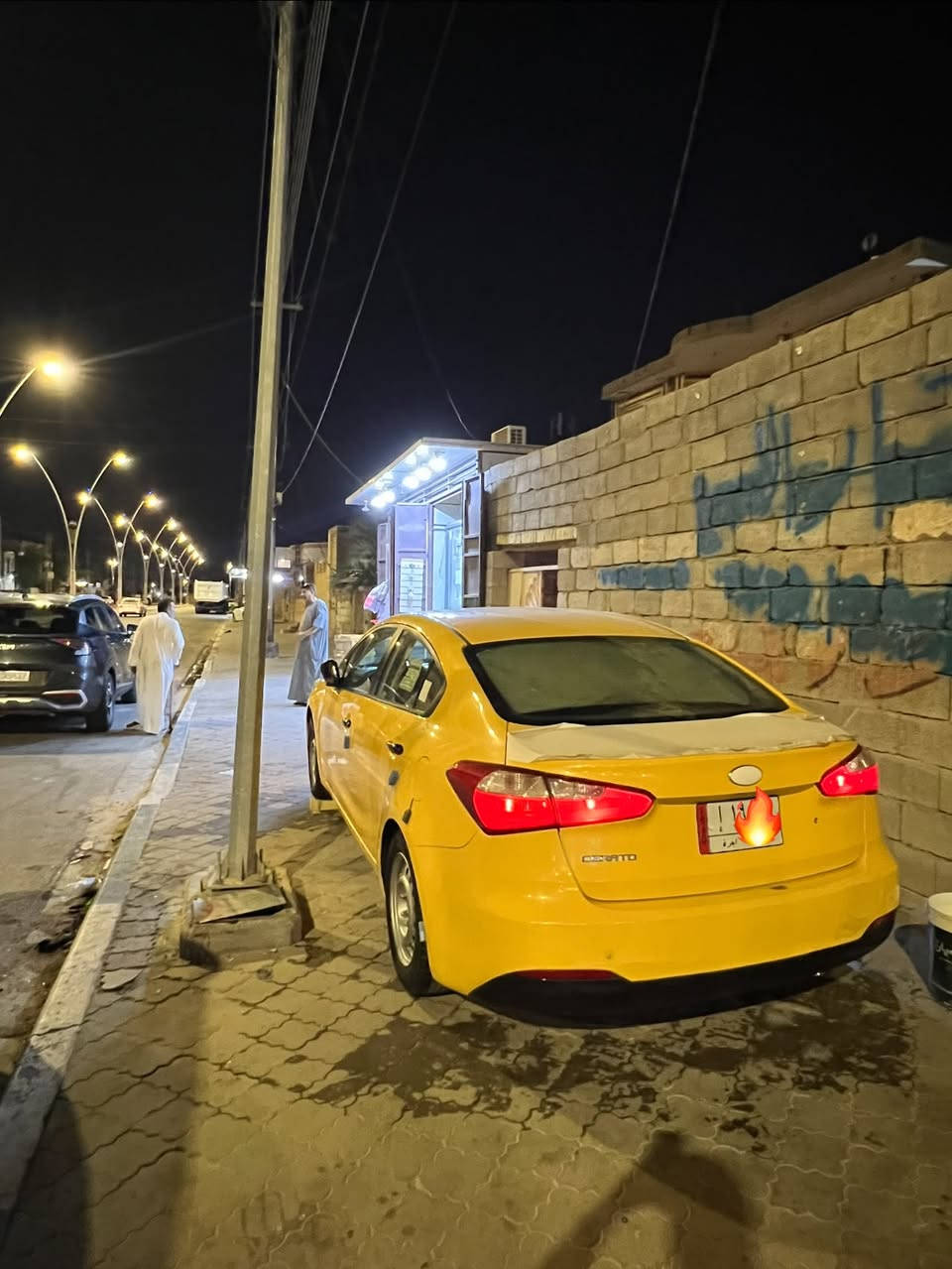 السلام عليكم للبيع كيا سيراتو ٢٠١٤ كفاله عامه من فتح وتبديل وضربه عده طخه اربع اصابع بل هلاله الورا مكينه صارلي شهر مبدلها ممفتوحه تخم تاير حداديه نفض تبريد ثلجج ماعوزها برغي مصفره هيئه وغرامات مداور ثاني يوم سعر 107$ وبيها مجال مكاني سماوه الرميثه رقم ***********
