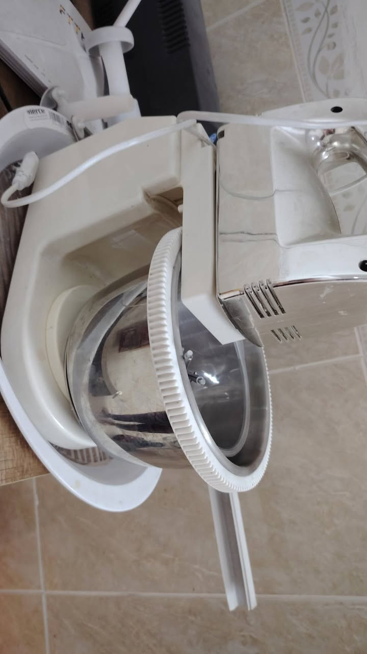 اعيد انشر
هل اجهزه
كابسه شاورما ب ١٠
خفاقه كيك وشغلات ثانيه ب ٥
جداحه تشتغل ع شحن ب ٥

فرشه تمشيط قطط وكلاب ب ٥
جهاز اكل القطط والكلاب من ماركه عالميه بيها تحديد كمية الوجبات والتوقيت بين الوجبات خاصية الصوت ب١٥
ونافوره ماي ب ١٥
وجهاز تنقيه الهواء للغرفه والسياره ب ٥
وياهن مثرمه طعام هديه
وياهن مملحه طعام


**إذا كنت صاحب هذا الإعلان وتريد حذفه لأي سبب، رجاءا أرسل رسالة إلى الدعم الفني**