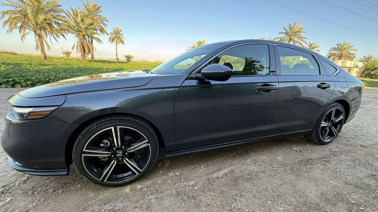 هوندا اكورد EX بانزين محرك 1500 تيربو موديل 2024 ماشيه 18000 مواصفات معروفه فتحه بصمه رادارات امامي خلفي جانبي هيتر كشنات اوتو ستارت ستوب سايد بريك كهرباء توقف ذاتي تحديد مسار قياده ذاتيه تشغيل عن بعد وباقي المواصفات المعروفه كلش جديده السياره وحادثها والسونار بالمنشور 

السعر 17500
تلفون ***********
مكان السياره السيديه 
او الدوره
