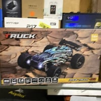 شباب سيارة  مال امزون حجم 1/18 مواصفاتها وحجمها موضح بالصور والفديوهات...