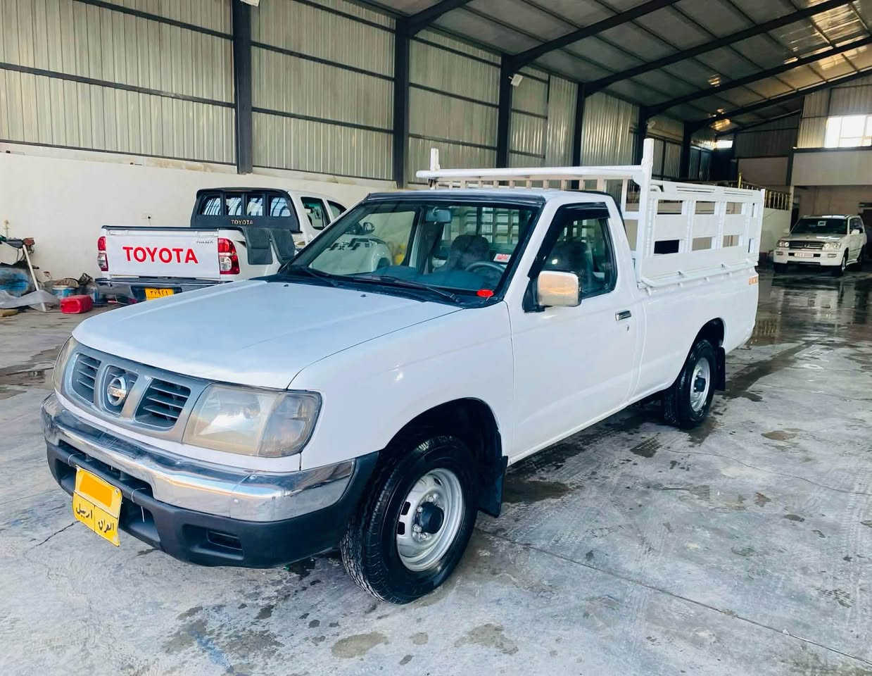 سڵاوی خوالەهەموو لایەک..🤚
نیسان تاک2001به س ته بريته 
5قولاب
 سه نه وي 2021بە سە ر چوە بە س ژینگە ی پیشتری دراوە 
 گێرو مەکینە بەشەرتی 100فیتەر
حيزام بوياخه پيشي ده عمي نيه ناوشاني جوانه هه يكه لي جوانه 
شانسی لۆک
سیارەکە ماڵی دۆستە نرخی لەخوار هەموو بازاڕەوەیە
سعر:78
شوێن :کۆیە كويسينجاك, أربيل


**إذا كنت صاحب هذا الإعلان وتريد حذفه لأي سبب، رجاءا أرسل رسالة إلى الدعم الفني**