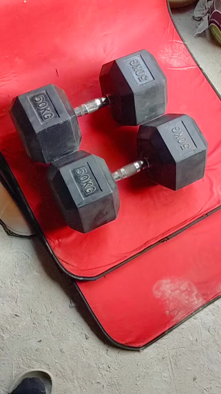 دمبل 50سداسي مستورد بحاله الزيرو حرفيا 🔥
ومتاح منه 45و40و35و30🧿
بنص ثمن الجديد ويعتبر جديد 
للتواصل 01003337821📞
معرض الدولي طنطا للبيع وشراء واستبدال جميع الأجهزة الرياضية ✋


**إذا كنت صاحب هذا الإعلان وتريد حذفه لأي سبب، رجاءا أرسل رسالة إلى الدعم الفني**